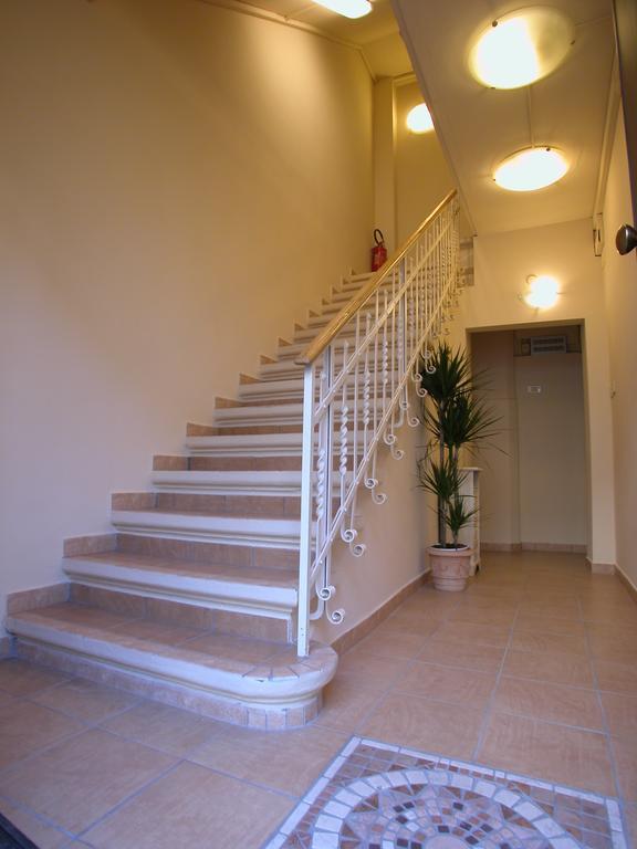 Guest House Roma Прато Екстер'єр фото